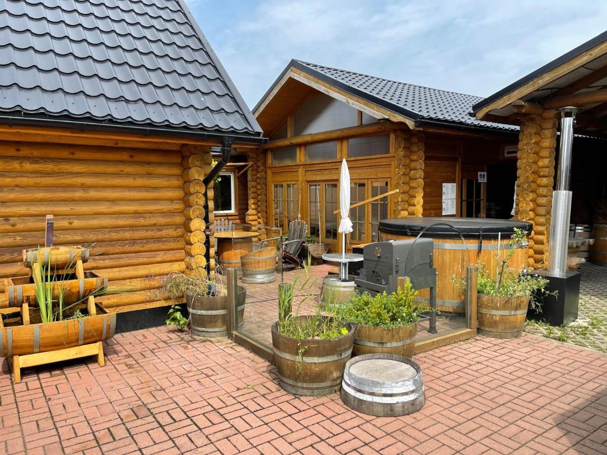 Wellness Hütte am Zwenkauer See bei Leipzig Exterior foto